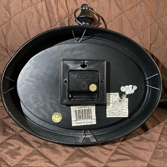 VINTAGE 1989 Cheval Noir Wine Clock NICE!! - Picture 2 of 11